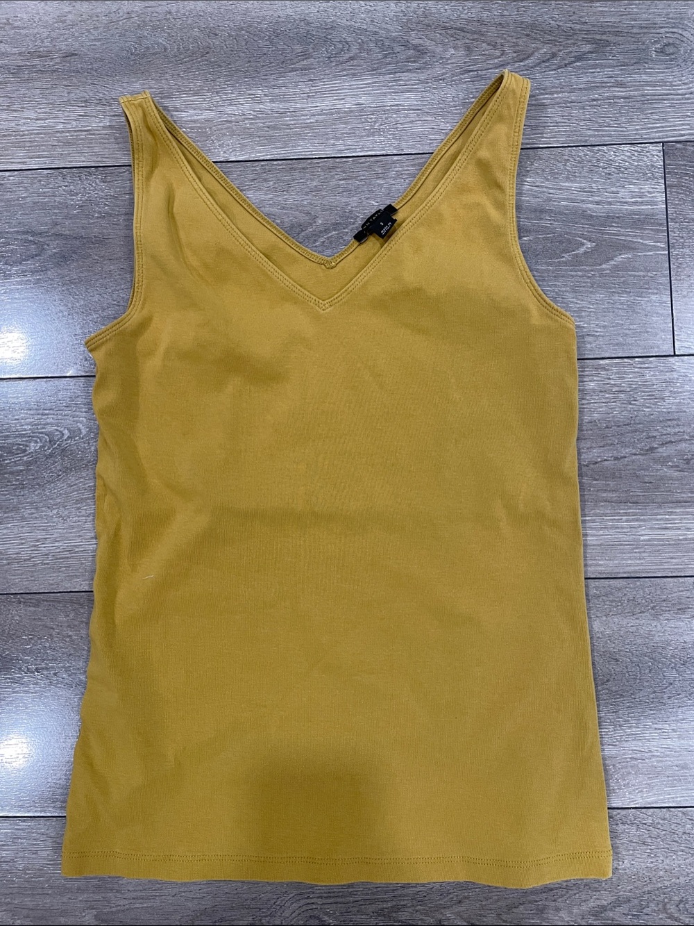 Ann Taylor Mustard V-Neck Ribbed Tank